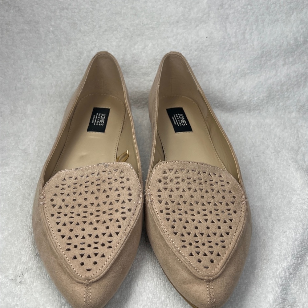 Jones New York Women's Taupe Perforated Flats - Picture 2 of 6
